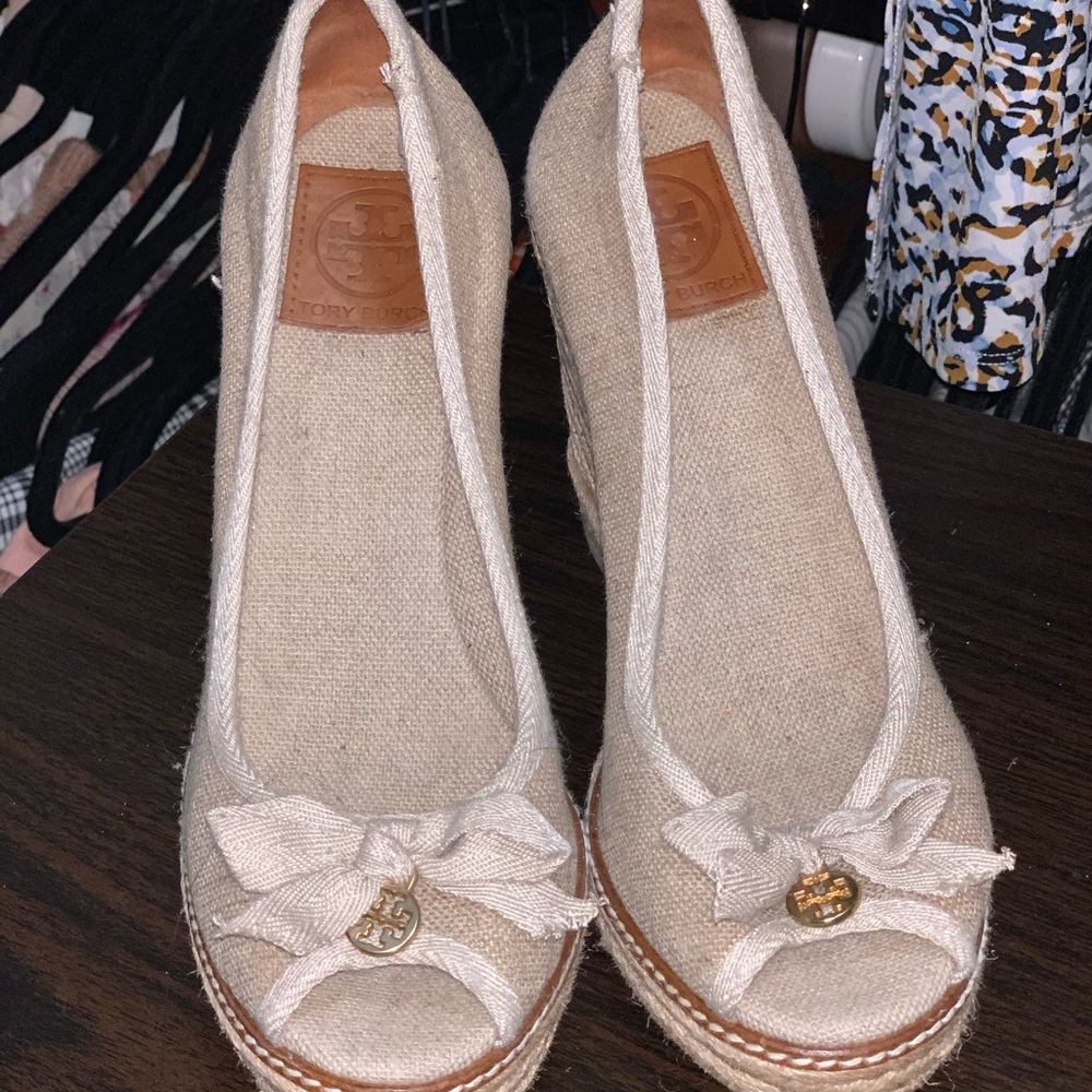 Tory Burch wedge sandals size 9 gold/tan